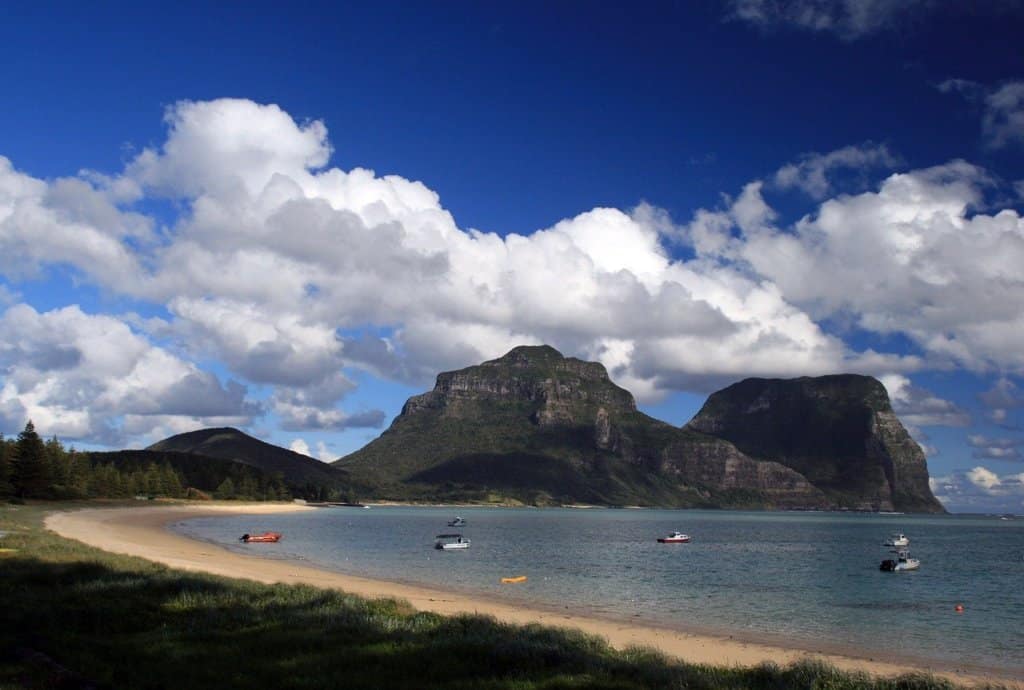 Tall mountains and a beach at Lord Howe Island 