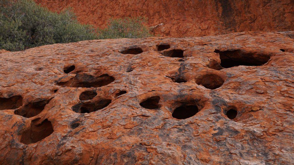 rock formation in uluru